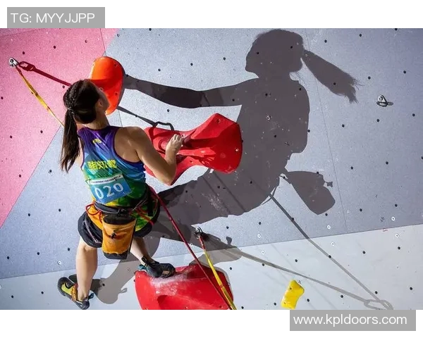 西安攀岩队边路渗透战术解析与实战应用探讨