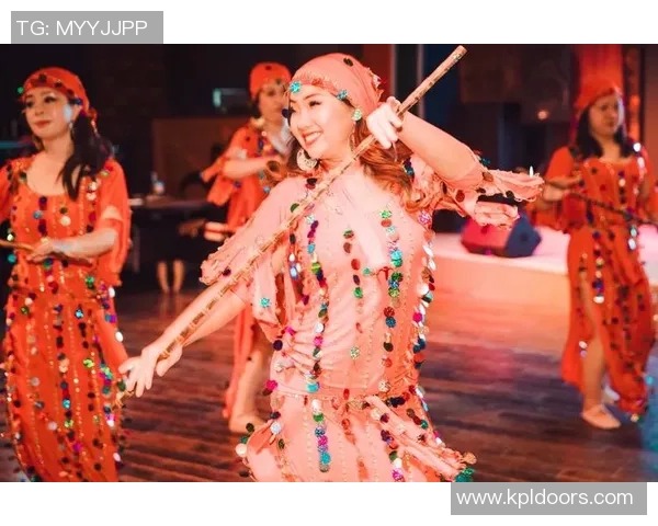 重庆街舞队灵活性分析与街舞文化的深度融合探讨 重庆街舞队灵活性分析与街舞文化的深度融合探讨