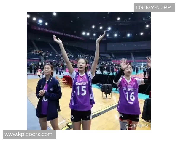 上海排球队配合问题引发热议球迷与专家各抒己见探讨未来发展方向