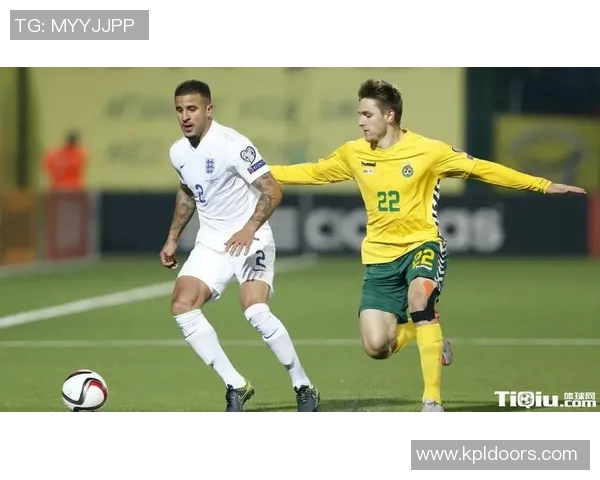 立陶宛足球明星的崛起与成就探讨 立陶宛足球明星的崛起与成就探讨